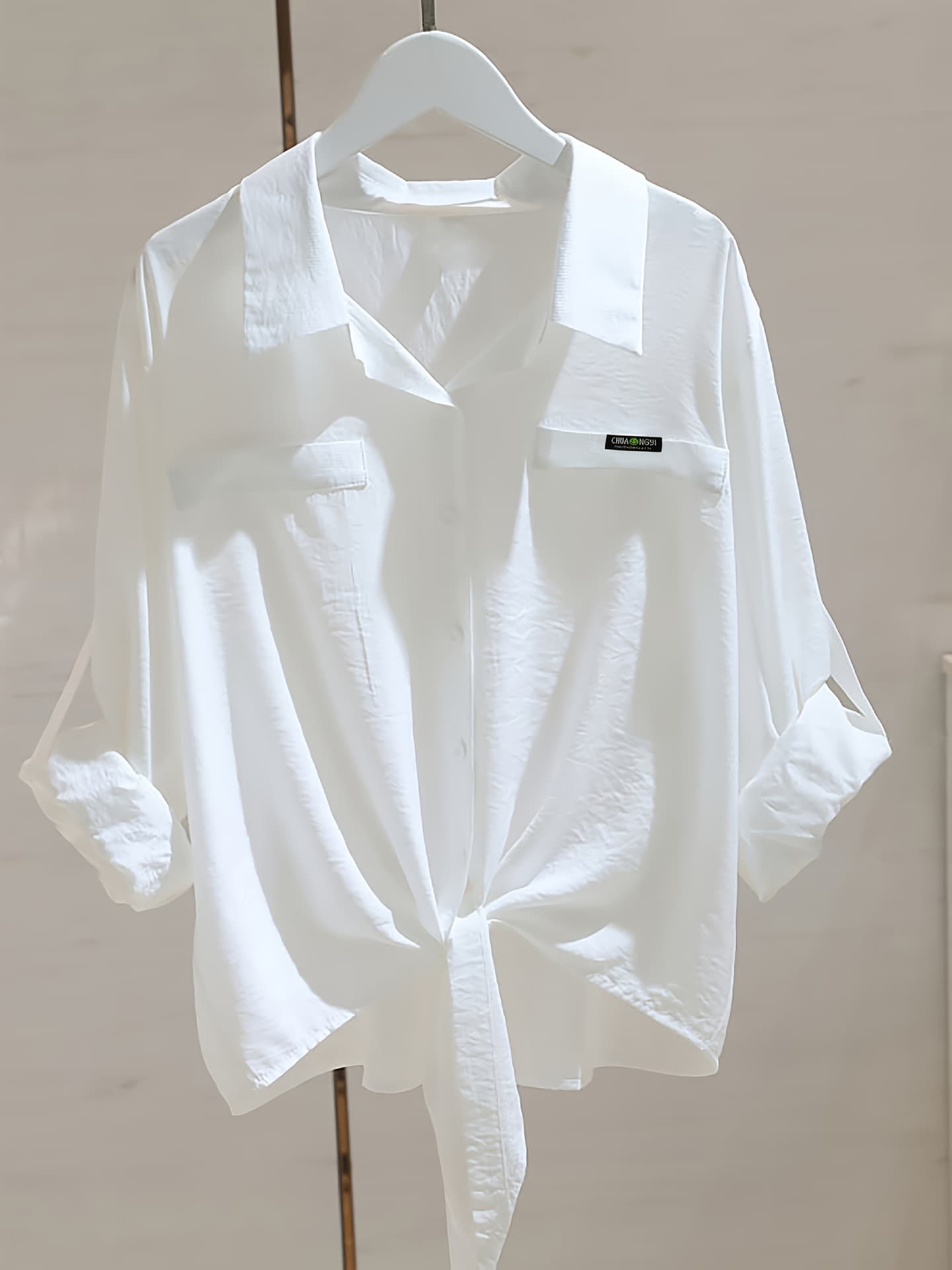 Stylish Womens Top With A Knotted Hem White S