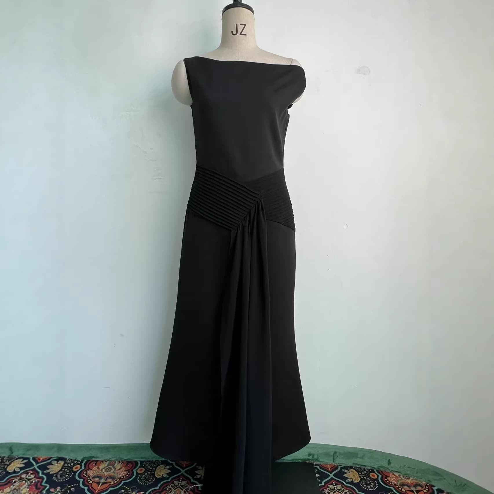 Black · XL